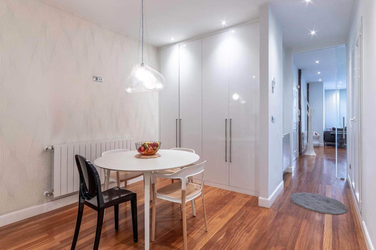 Piso De Diseno Junto Al Casco Viejo Apartment Bilbao Ngoại thất bức ảnh